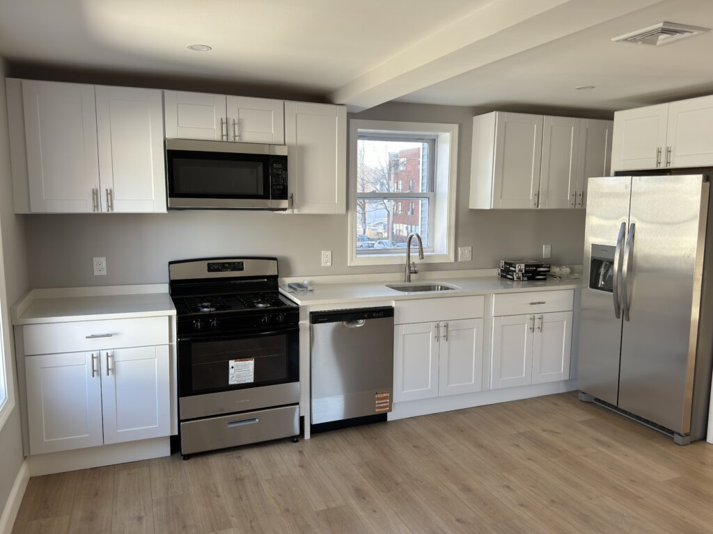 Concrete Backsplashes for Kitchens