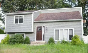 Is Wood Siding Better Than Vinyl